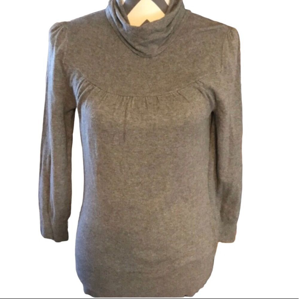 Banana Republic Knit Top Grey Medium